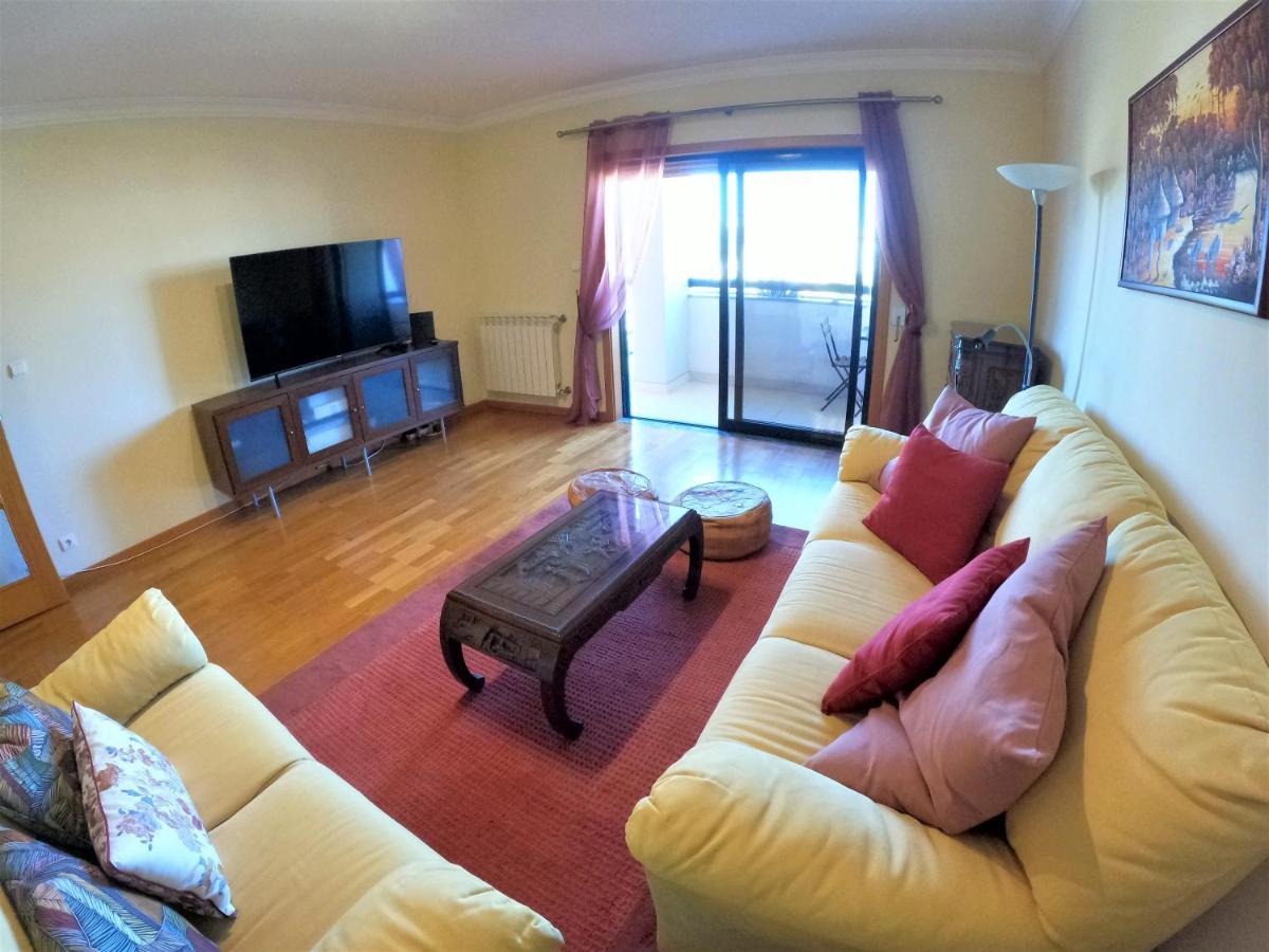 Lisbon 2 Bedroom Apartment With Balcony In Алжеш Экстерьер фото