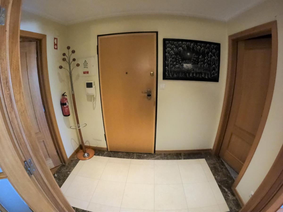 Lisbon 2 Bedroom Apartment With Balcony In Алжеш Экстерьер фото